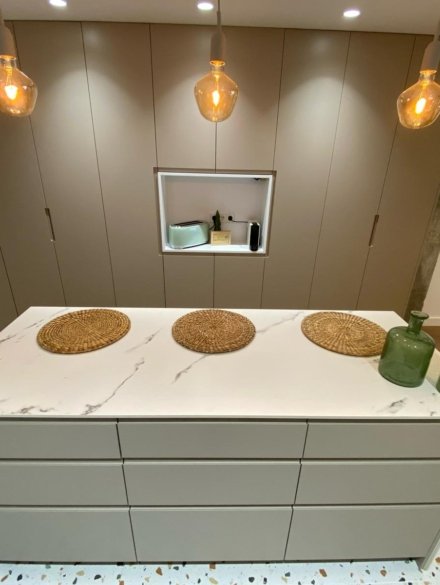 42d009c2-8030-47df-b207-23955ecad15b